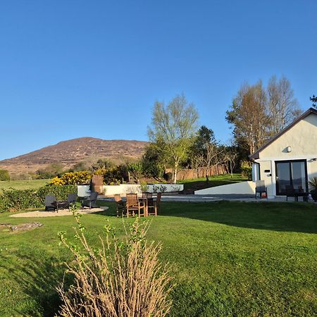 Misty Bay - Kenmare Hotel Bagian luar foto