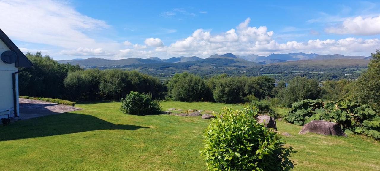 Misty Bay - Kenmare Hotel Bagian luar foto