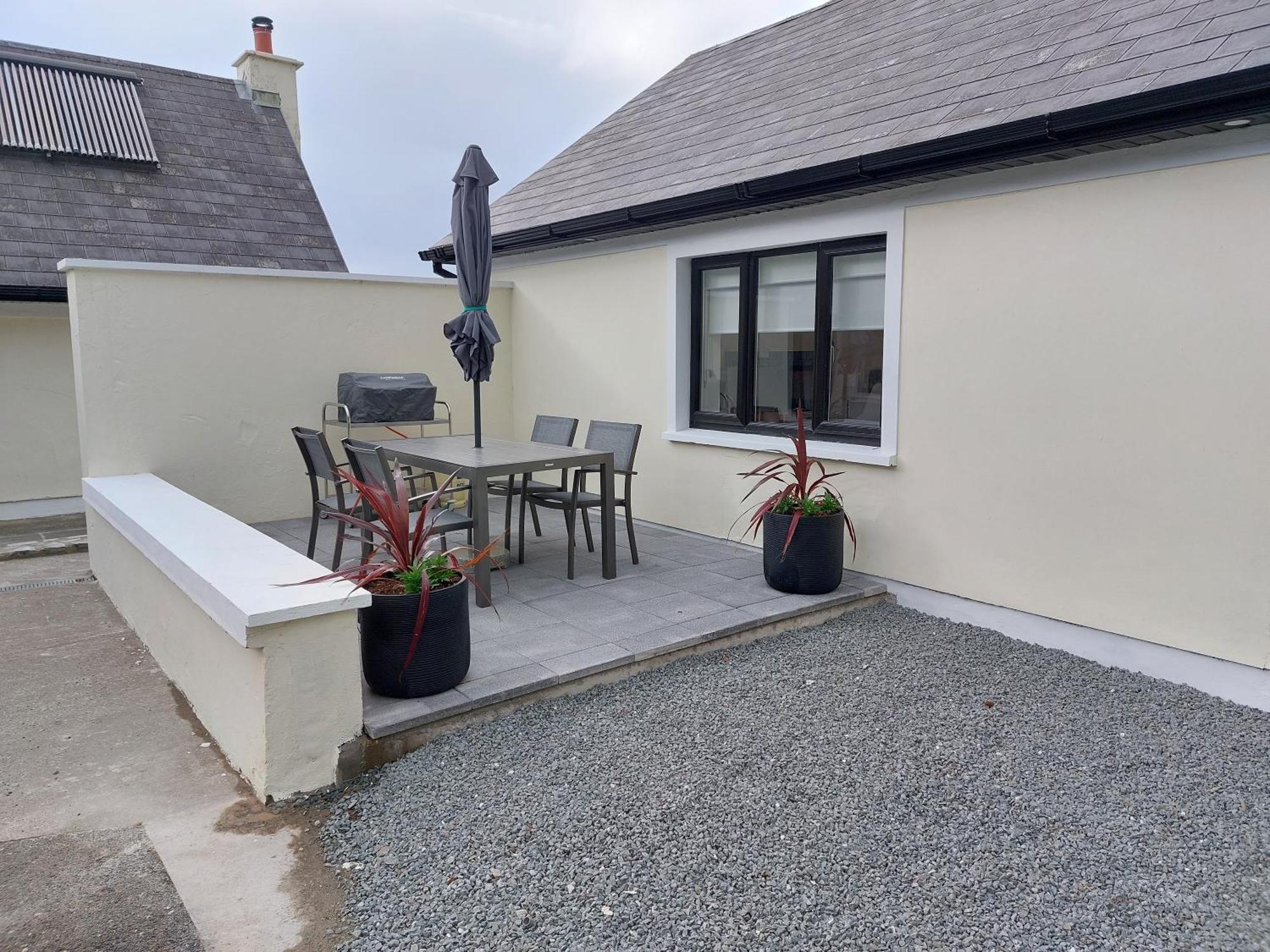 Misty Bay - Kenmare Hotel Bagian luar foto