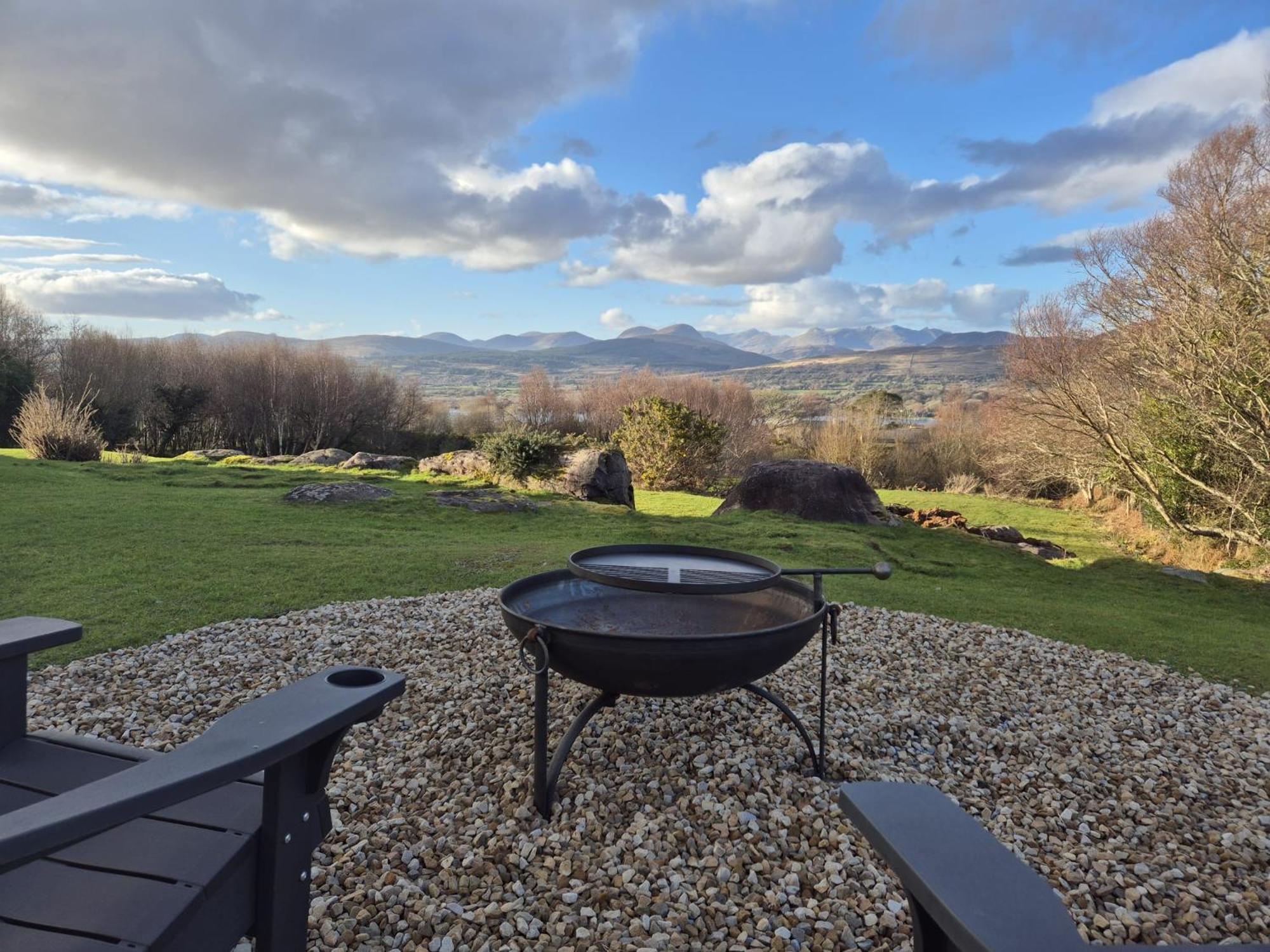 Misty Bay - Kenmare Hotel Bagian luar foto